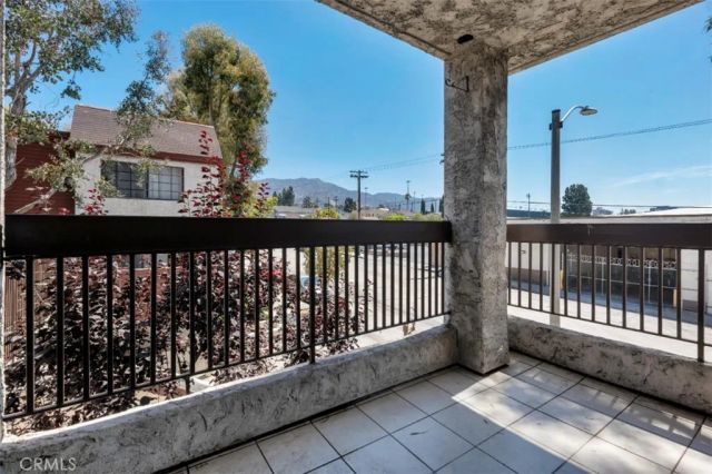 230 Bethany Road 211, Burbank, CA 91504