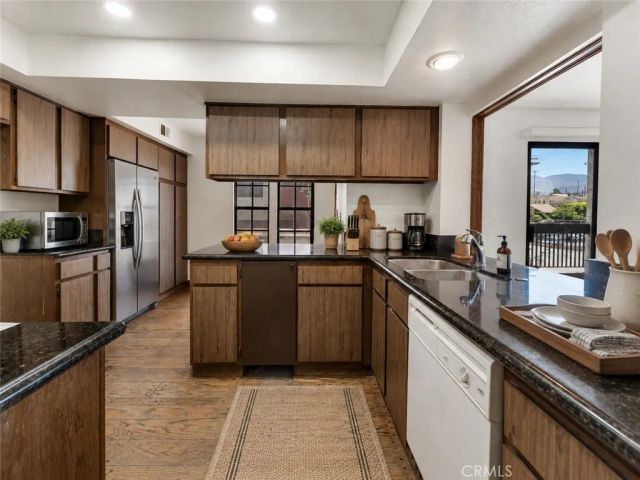 230 Bethany Road 211, Burbank, CA 91504