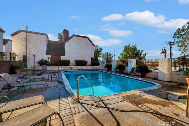 230 Bethany Road 211, Burbank, CA 91504
