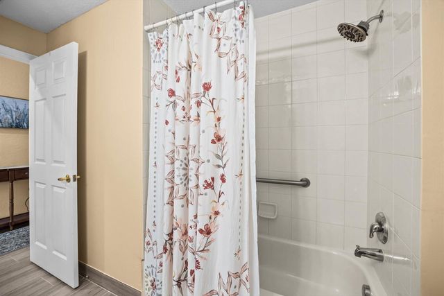 4720 Lucerne Lakes Boulevard E 810, Lake Worth, FL 33467