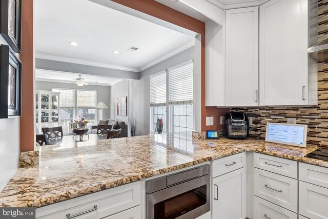 17322 FOUR SEASONS DR, Dumfries, VA 22025