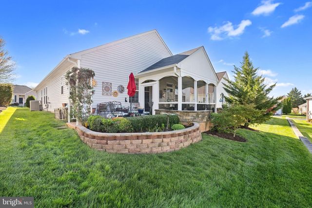 17322 FOUR SEASONS DR, Dumfries, VA 22025