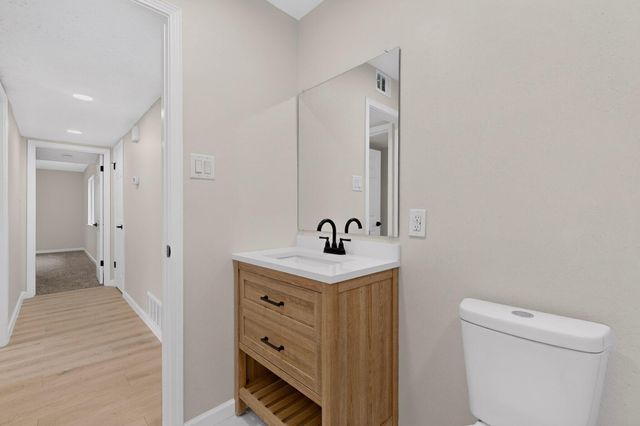 11224 Nassau Drive NE, Albuquerque, NM 87111