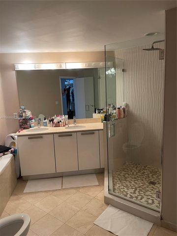 3000 NE 188th Street 706, Aventura, FL 33180
