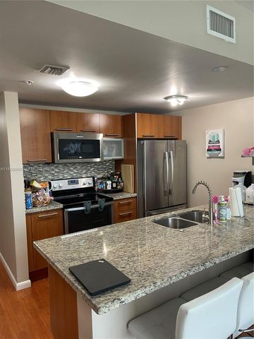 3000 NE 188th Street 706, Aventura, FL 33180