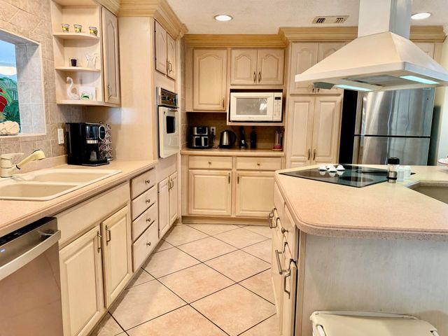 231 NW 53rd Court, Deerfield Beach, FL 33064