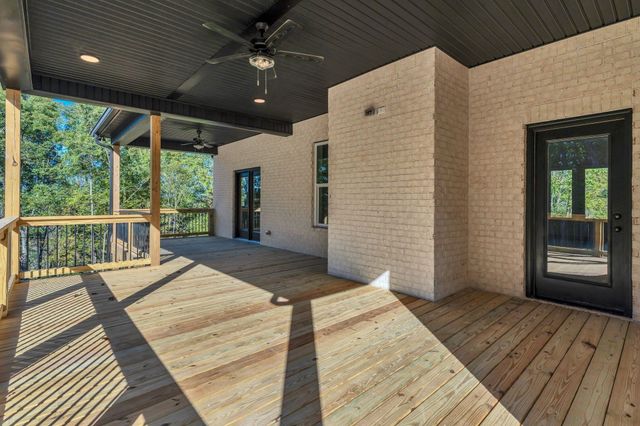 1000 Hogans Branch Rd, Hendersonville, TN 37075