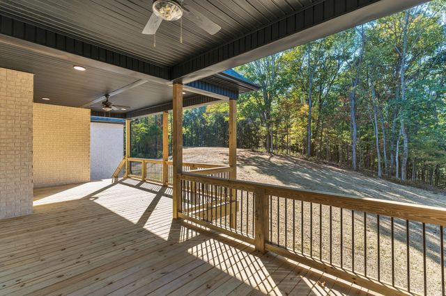 1000 Hogans Branch Rd, Hendersonville, TN 37075