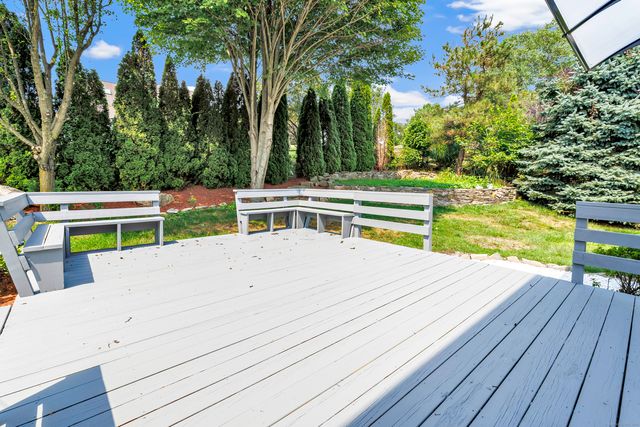 18 Kathryn Drive, Bridgeport, CT 06610