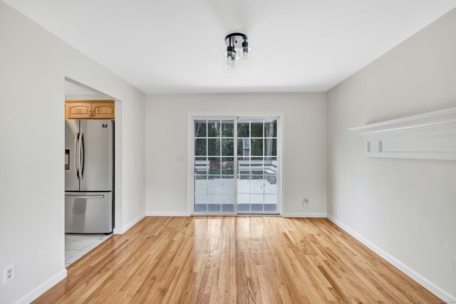 18 Kathryn Drive, Bridgeport, CT 06610