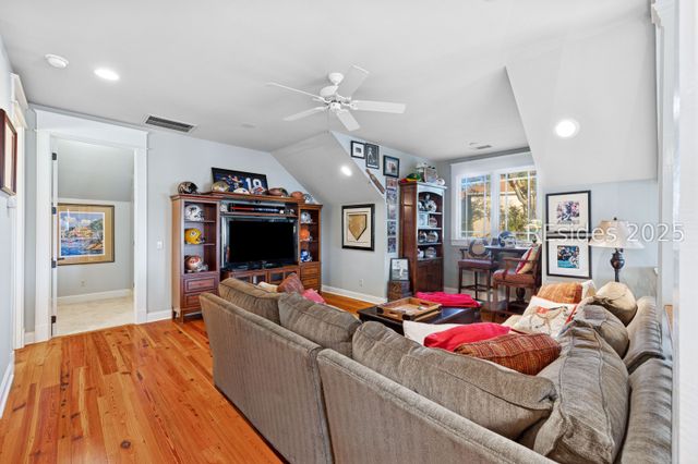 50 Broad Pointe Dr, Hilton Head Island, SC 29926