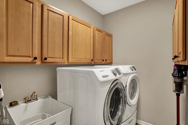 14348 Chariots Whisper Drive, Carmel, IN 46074