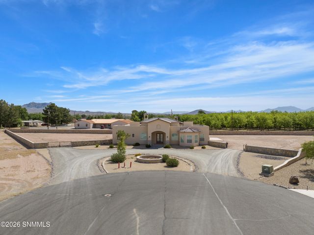1122 Snowy Egret Court, Las Cruces, NM 88007