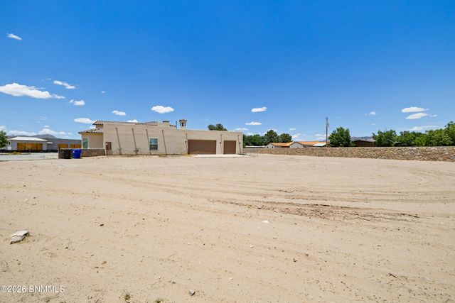 1122 Snowy Egret Court, Las Cruces, NM 88007