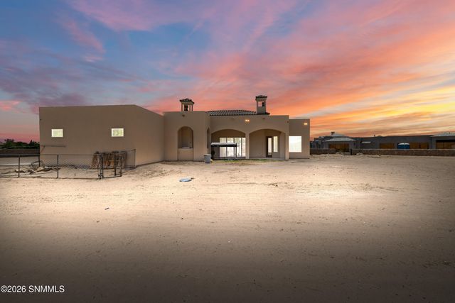 1122 Snowy Egret Court, Las Cruces, NM 88007