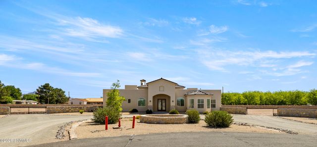 1122 Snowy Egret Court, Las Cruces, NM 88007