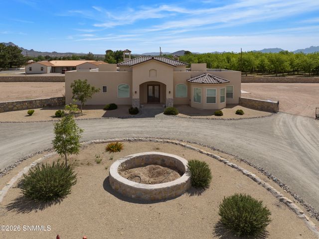 1122 Snowy Egret Court, Las Cruces, NM 88007