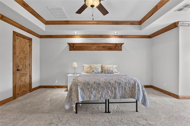 22002 White Pine Circle, Edmond, OK 73012