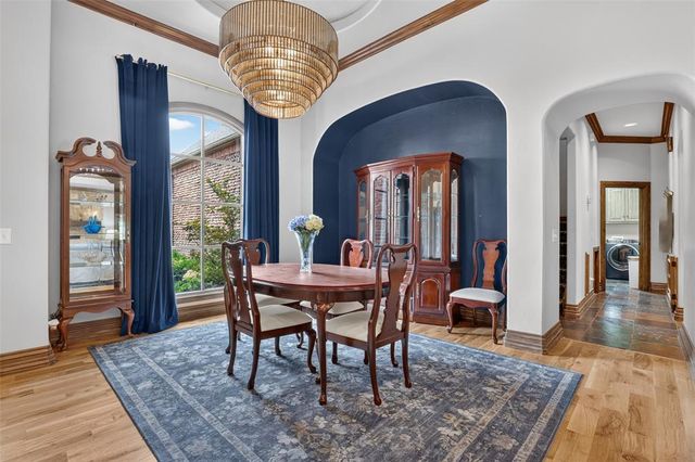 22002 White Pine Circle, Edmond, OK 73012