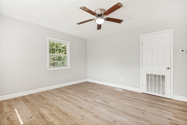 422 Stone Street, Mineola, TX 75773