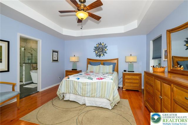 3234 Overlook Drive, Emmaus Boro, PA 18049