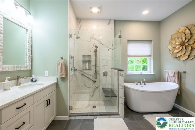 3234 Overlook Drive, Emmaus Boro, PA 18049