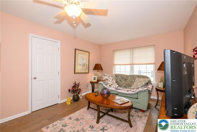 3234 Overlook Drive, Emmaus Boro, PA 18049