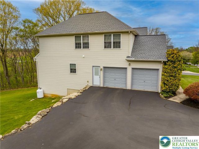 3234 Overlook Drive, Emmaus Boro, PA 18049