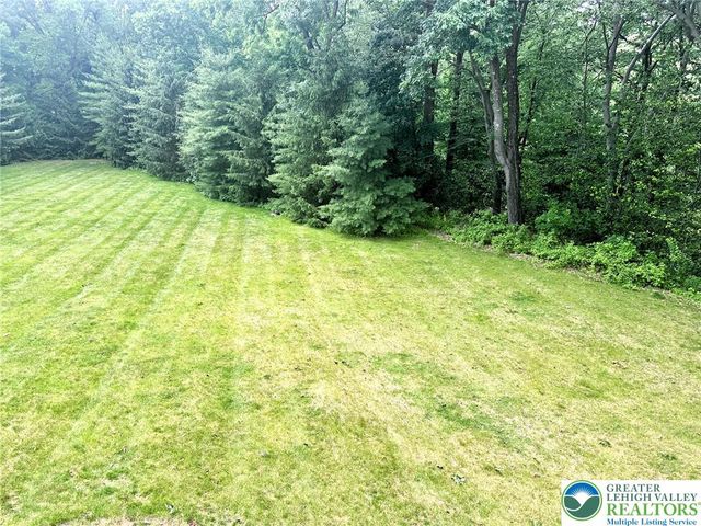 3234 Overlook Drive, Emmaus Boro, PA 18049