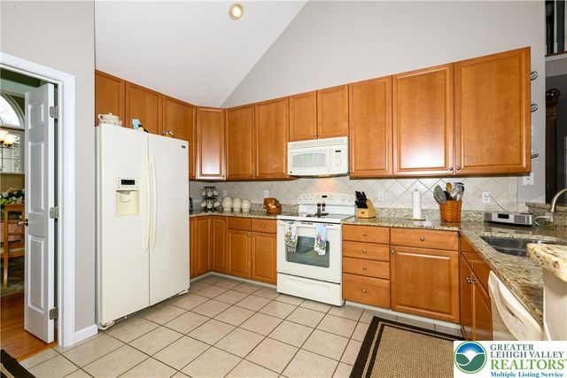 3234 Overlook Drive, Emmaus Boro, PA 18049
