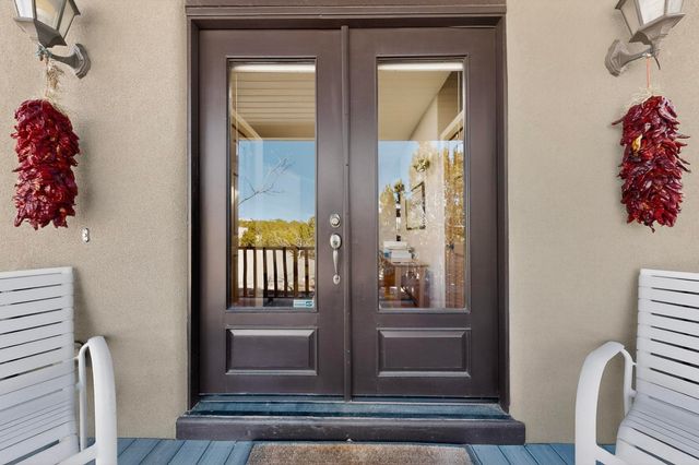 4671 San Ysidro, Santa Fe, NM 87507
