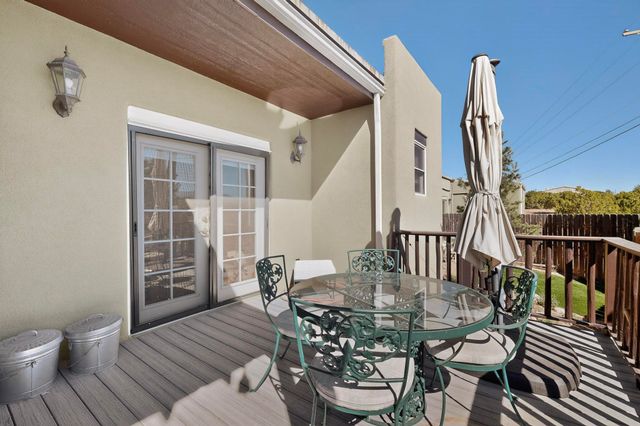 4671 San Ysidro, Santa Fe, NM 87507