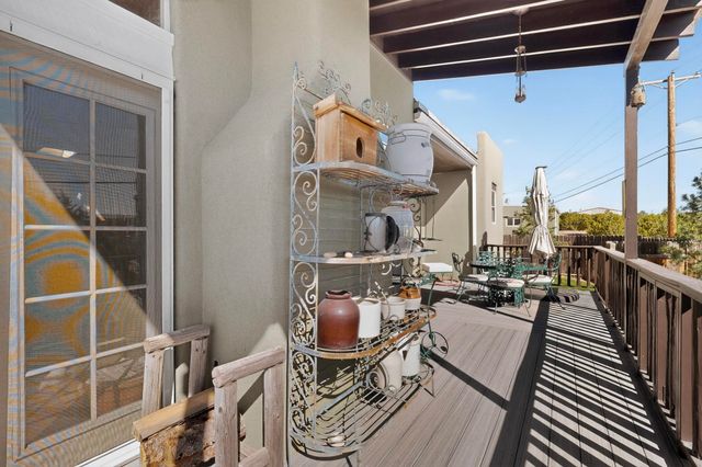 4671 San Ysidro, Santa Fe, NM 87507