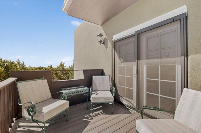 4671 San Ysidro, Santa Fe, NM 87507