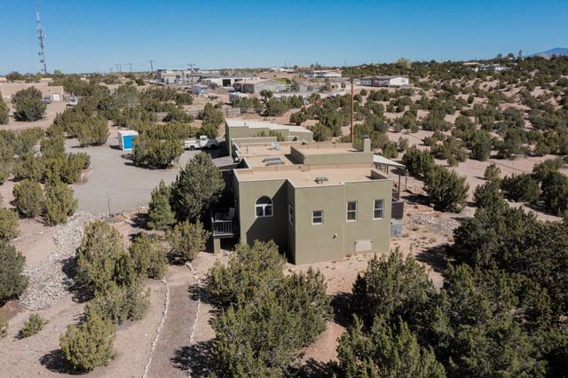 4671 San Ysidro, Santa Fe, NM 87507