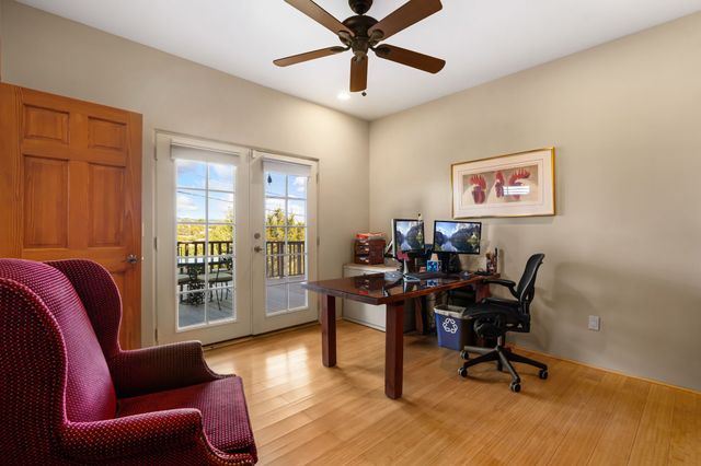 4671 San Ysidro, Santa Fe, NM 87507