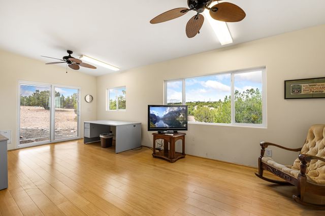 4671 San Ysidro, Santa Fe, NM 87507