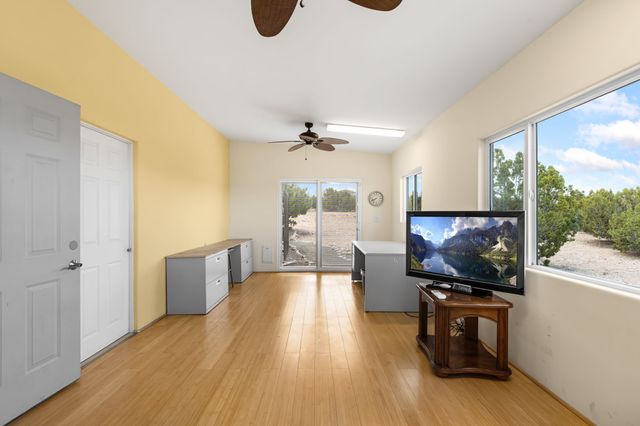 4671 San Ysidro, Santa Fe, NM 87507