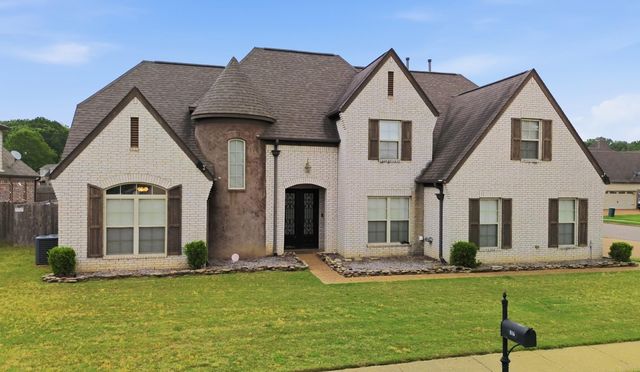 816 WOODLAND TREES DR, Cordova, TN 38018