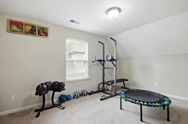 816 WOODLAND TREES DR, Cordova, TN 38018