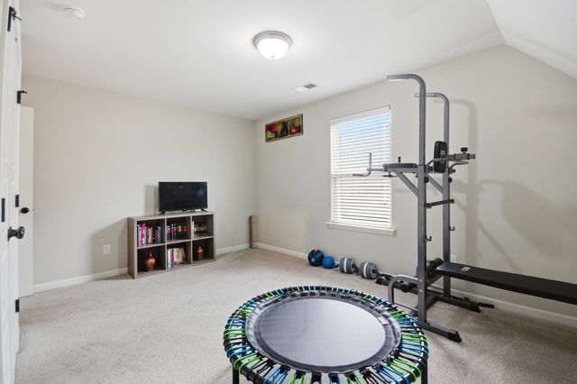 816 WOODLAND TREES DR, Cordova, TN 38018