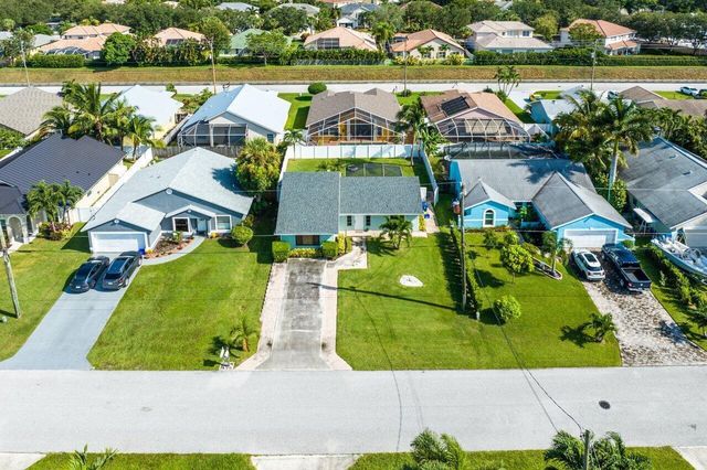 6085 Robinson Street, Jupiter, FL 33458