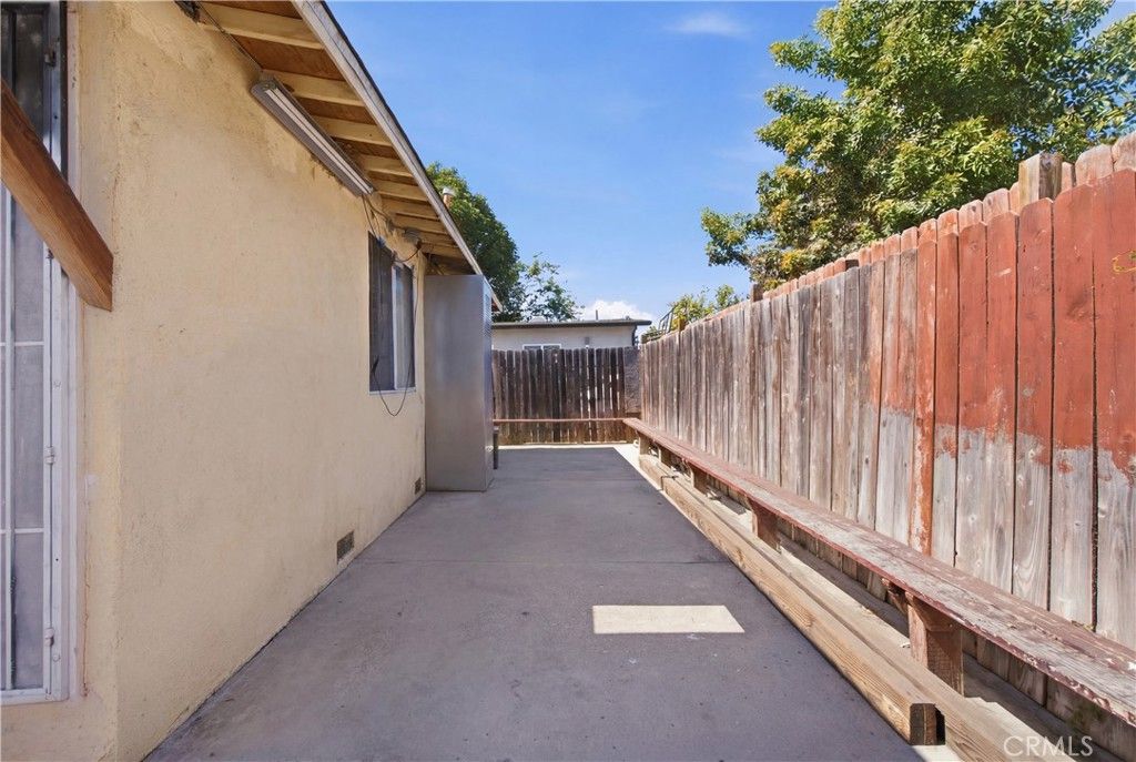 512 S Willowbrook, Compton, CA 90220 — photo 4