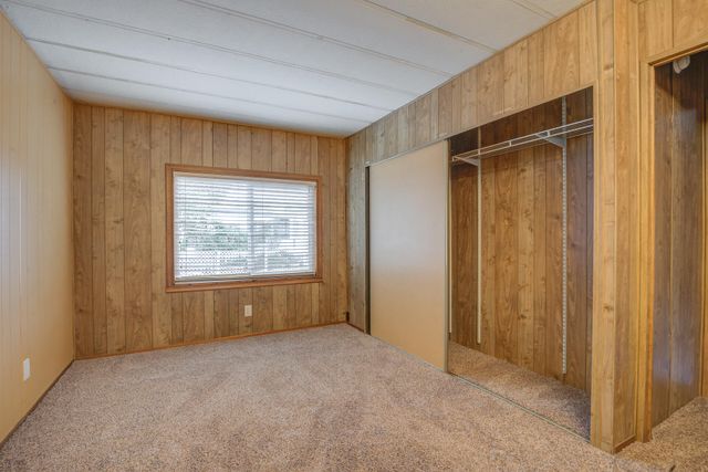 6870 Riverland Drive, SPC 56, Redding, CA 96002