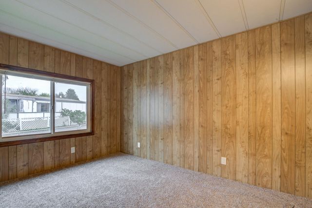 6870 Riverland Drive, SPC 56, Redding, CA 96002