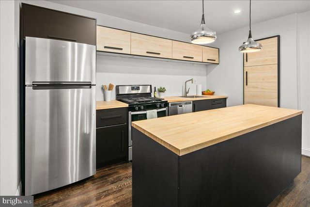 1722 LANG PL NE, Washington, DC 20002