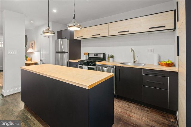 1722 LANG PL NE, Washington, DC 20002