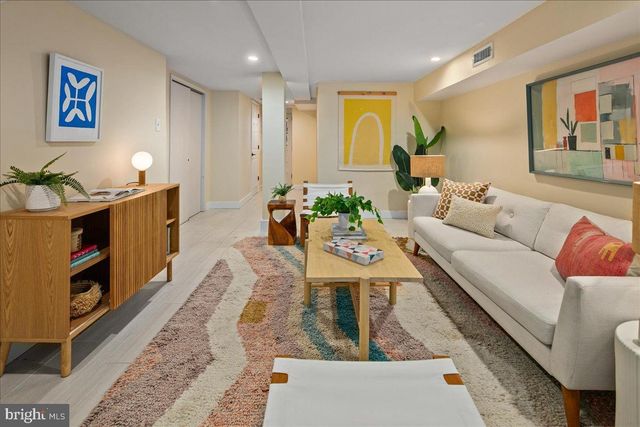 1722 LANG PL NE, Washington, DC 20002