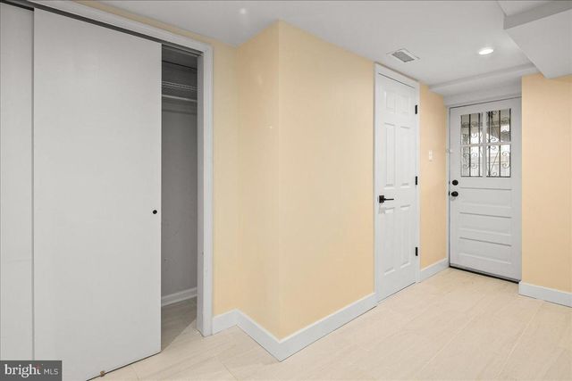 1722 LANG PL NE, Washington, DC 20002