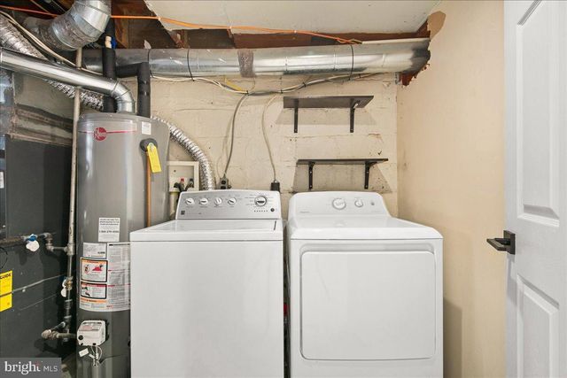 1722 LANG PL NE, Washington, DC 20002